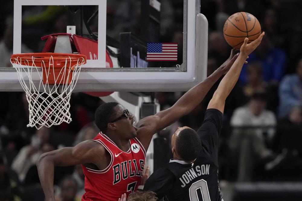 出色表现引 出色表现引